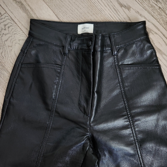 Aritzia Wilfred Rebel pant in black - Picture 3 of 6